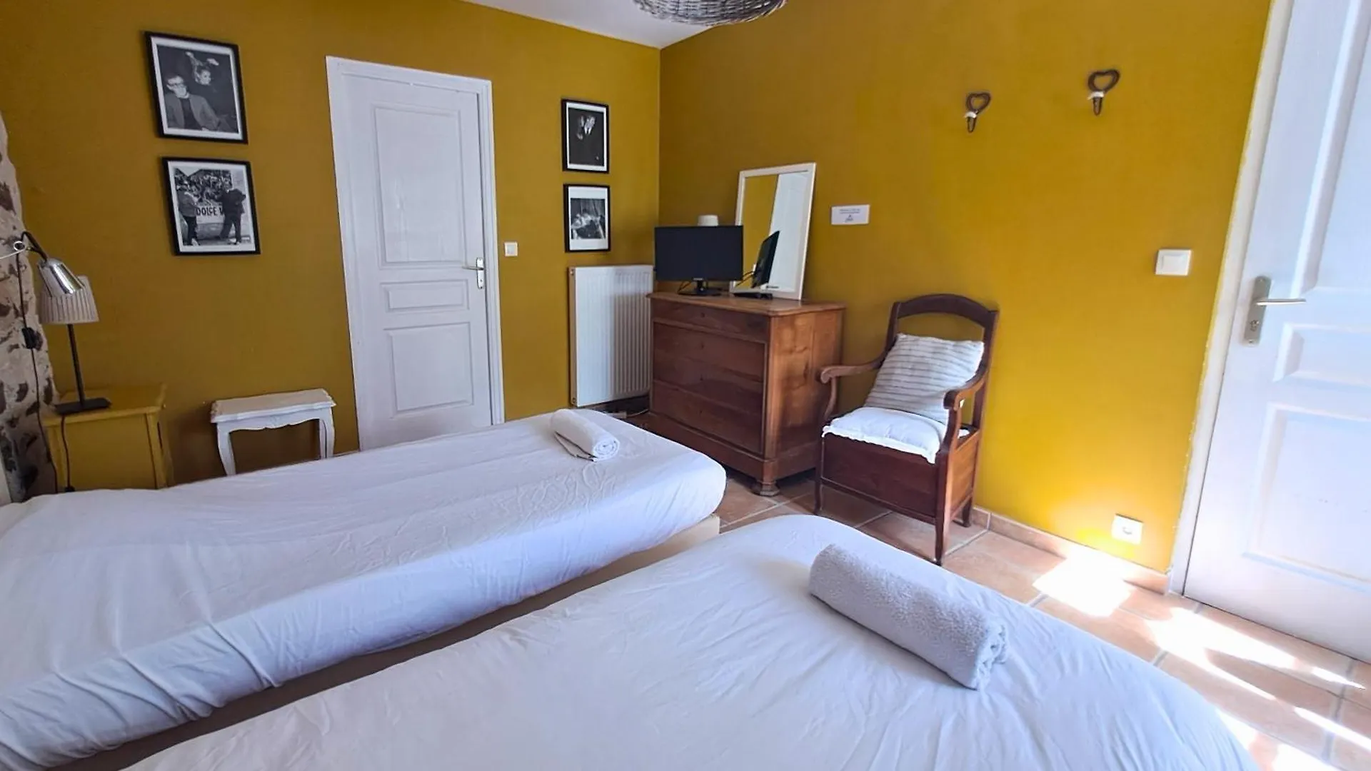 فيلا Magnifique Domaine Du Val Ory Avec Piscine Iffendic بيت للعطل